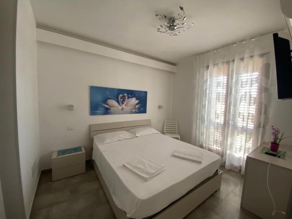 Casa Diamante Aparthotel ซานวิโต โลคาโป ภายนอก รูปภาพ